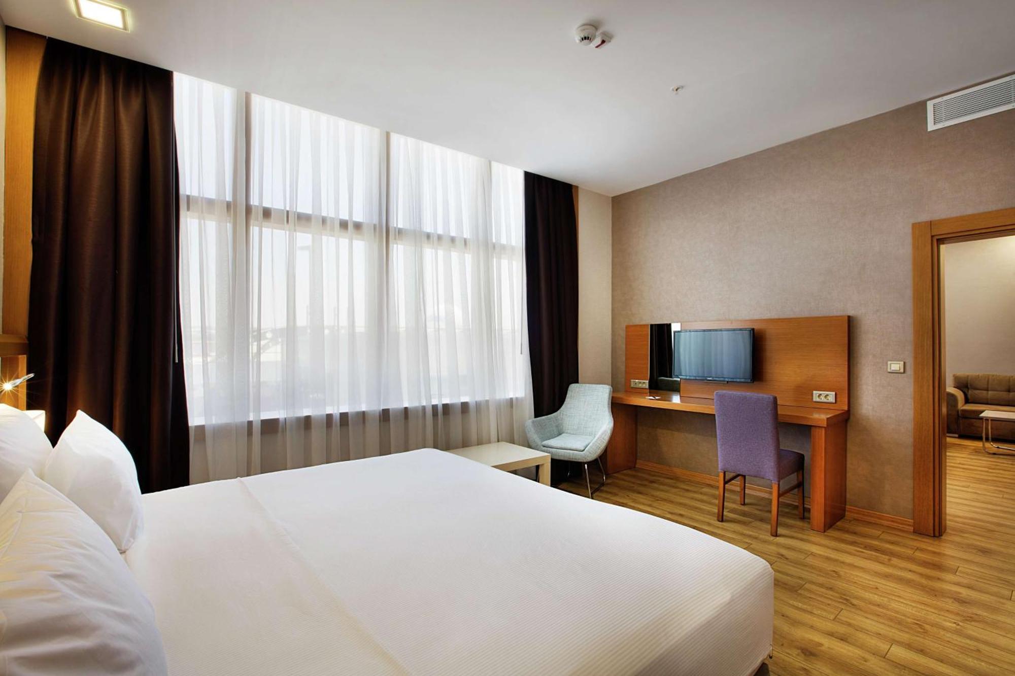 Hilton Garden Inn Kocaeli Sekerpinar Sekerpinari Экстерьер фото