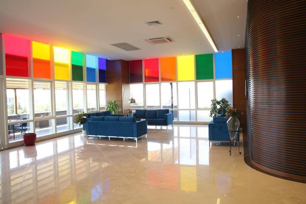 Hilton Garden Inn Kocaeli Sekerpinar Sekerpinari Экстерьер фото